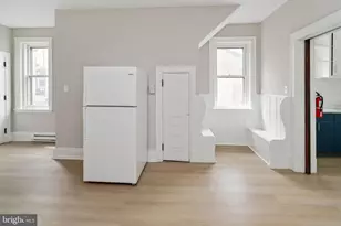 243 Chestnut St, Pottstown, PA 19464 - Photo 4