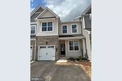 9 Turf Ct, Royersford, PA 19468 - Photo 1