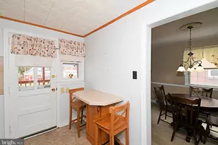 726 Buttonwood St, Norristown, PA 19401 - Photo 14