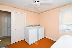 726 Buttonwood St, Norristown, PA 19401 - Photo 22