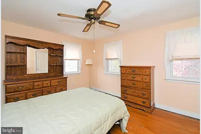 726 Buttonwood Street, Norristown, PA 19401 - Photo 18