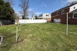 278 Roberts Dr, King of Prussia, PA 19406 - Photo 8