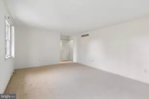 8809 Duveen Dr, Wyndmoor, PA 19038 - Photo 18