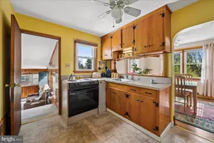 313 Heston Ave, West Norriton Twp, PA 19403 - Photo 10