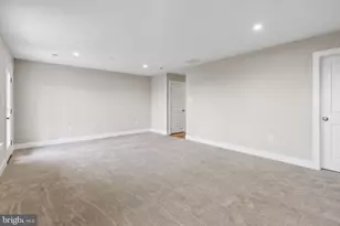 105 Higher Rock Ct, North Wales, PA 19454 - Photo 10