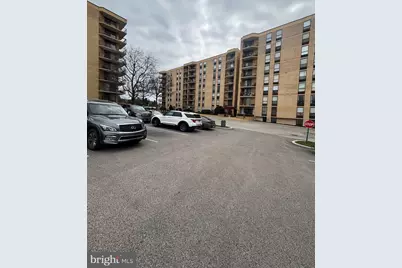 666 W Germantown Pike #2321, Plymouth Meeting, PA 19462 - Photo 2