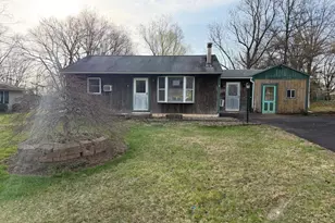 1949 Overbrook Rd, Hatfield, PA 19440 - Photo 2