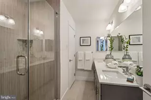 956 Riverplace Dr, Conshohocken, PA 19428 - Photo 30