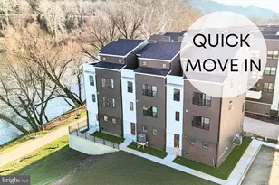 956 Riverplace Dr, Conshohocken, PA 19428 - Photo 1