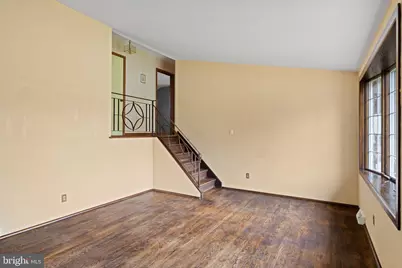 42 Lincoln Ln, Conshohocken, PA 19428 - Photo 6