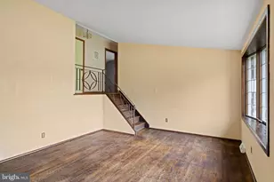 42 Lincoln Ln, Conshohocken, PA 19428 - Photo 6