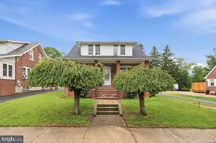 939 Walnut St, Royersford, PA 19468 - Photo 2
