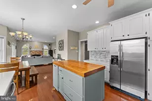 880 Troxel Rd, Lansdale, PA 19446 - Photo 8