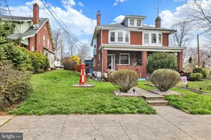 293 Diamond St, Pottstown, PA 19464 - Photo 1