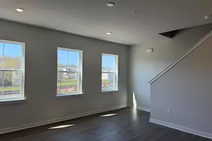 33 E Front St, Bridgeport, PA 19405 - Photo 18