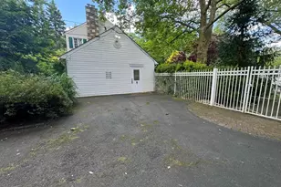 417 Wingate Rd, Huntingdon Valley, PA 19006 - Photo 2