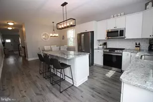 912 Ford St, Bridgeport, PA 19405 - Photo 12