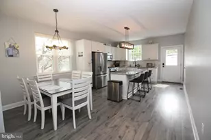 912 Ford St, Bridgeport, PA 19405 - Photo 8