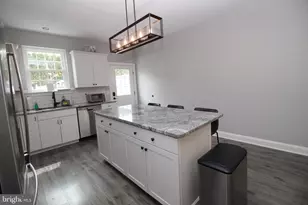 912 Ford St, Bridgeport, PA 19405 - Photo 10