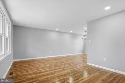 1061 York Avenue, Lansdale, PA 19446 - Photo 4