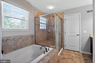 100 Marisa Ln, Gilbertsville, PA 19525 - Photo 4