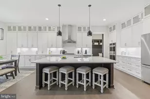 355 Bronson Cir, Collegeville, PA 19426 - Photo 10