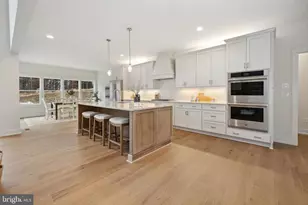 355 Bronson Cir, Collegeville, PA 19426 - Photo 8