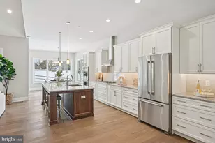 355 Bronson Cir, Collegeville, PA 19426 - Photo 10