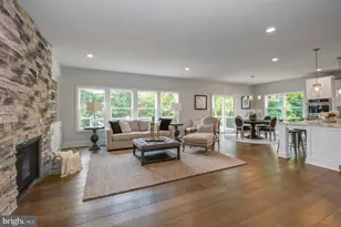 355 Bronson Cir, Collegeville, PA 19426 - Photo 2