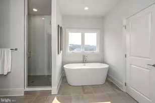 355 Bronson Cir, Collegeville, PA 19426 - Photo 10