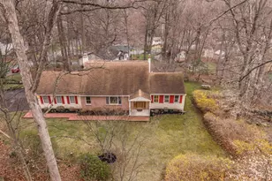 121 Snyder Rd, Pottstown, PA 19464 - Photo 4