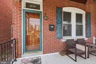 1423 Locust St, Norristown, PA 19401 - Photo 2