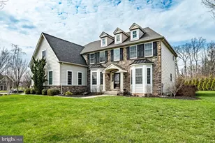 921 Putting Green Cir, Harleysville, PA 19438 - Photo 2