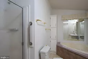 325 Hidden Springs Dr, Souderton, PA 18964 - Photo 18
