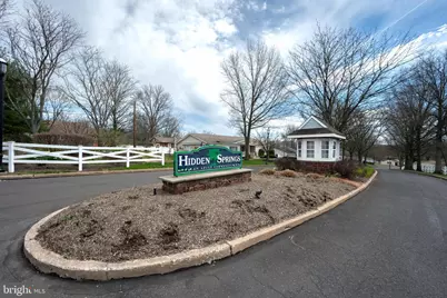 325 Hidden Springs Drive, Souderton, PA 18964 - Photo 2