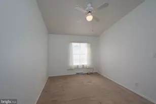 325 Hidden Springs Dr, Souderton, PA 18964 - Photo 22