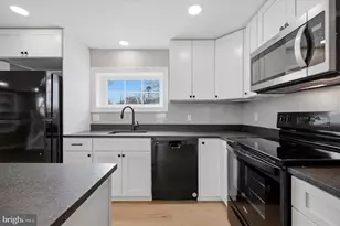 305 Hillside, Eagleville, PA 19403 - Photo 6