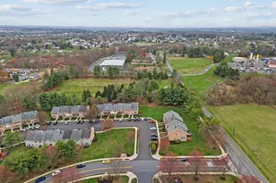 463 Franklin Ct, Trappe, PA 19426 - Photo 2