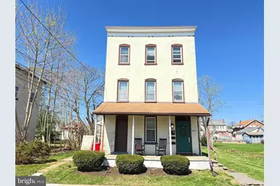 517 Glasgow Street, Pottstown, PA 19464 - Photo 1