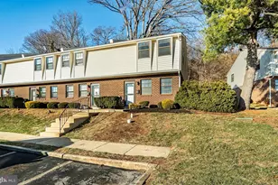 233 Holly Dr, King of Prussia, PA 19406 - Photo 2