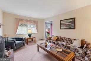 1120 Angus Cir, Blue Bell, PA 19422 - Photo 4