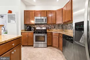 303 Ross Ct, Wyncote, PA 19095 - Photo 10