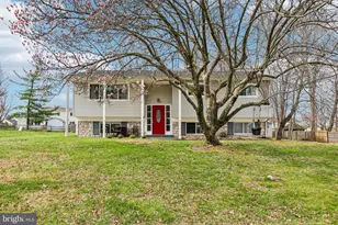 15 Brimfield Rd, Audubon, PA 19403 - Photo 1