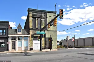 28 S Hanover St, Pottstown, PA 19464 - Photo 1