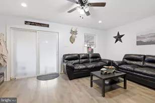 788 Jefferson St, Red Hill, PA 18076 - Photo 6