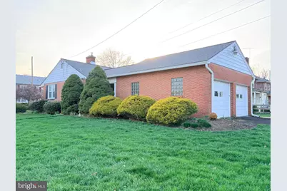 901 Columbia Avenue, Lansdale, PA 19446 - Photo 2