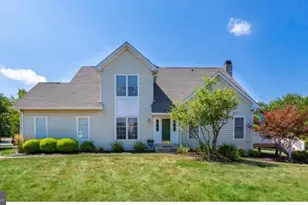 135 Birkdale Dr, Blue Bell, PA 19422 - Photo 2
