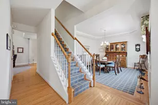 395 Hobson Pl, Blue Bell, PA 19422 - Photo 4