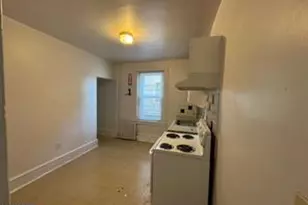 1016 W Main St, Norristown, PA 19401 - Photo 8