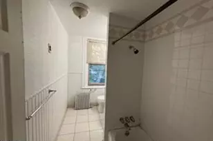 1016 W Main St, Norristown, PA 19401 - Photo 12